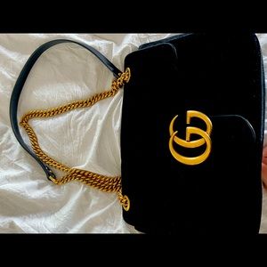 Gucci marmont velvet bag - comes with dustbag